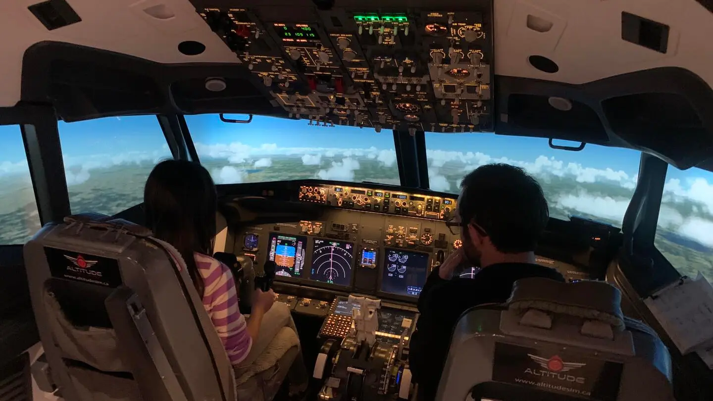 Flight-Simulator Experience on Boeing 737 in Calgary